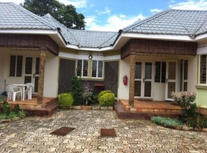 Exterior - Prestige Resort Cottages (Entebbe)