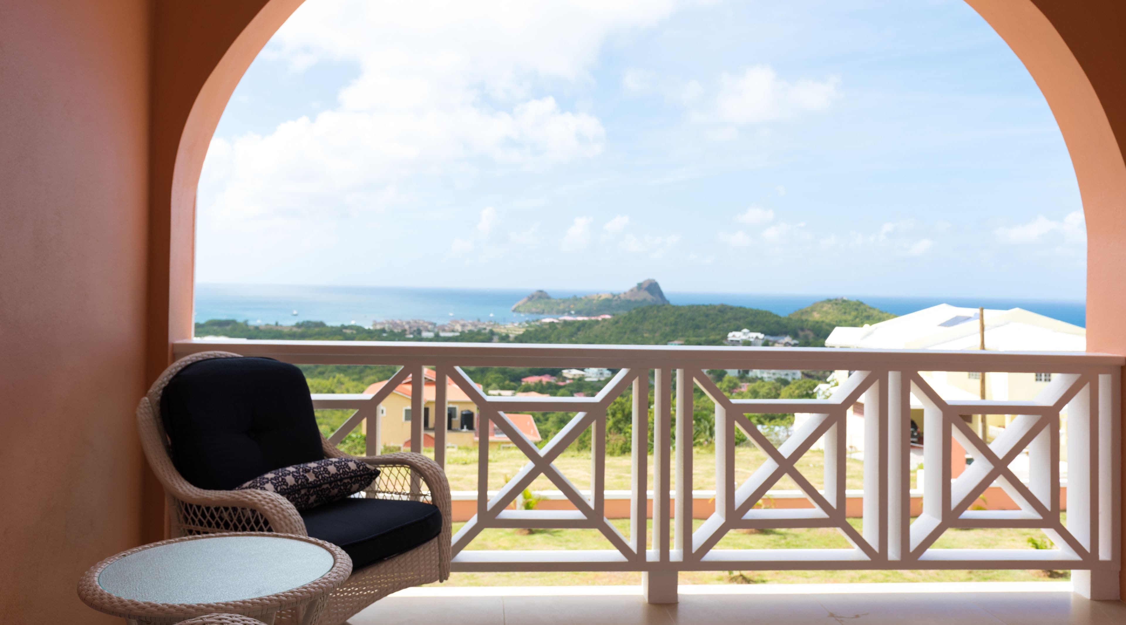 Luxury Condo, 2 Bedrooms, Non Smoking, Ocean View | Balcony view