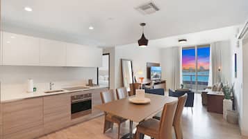 Premium Condo, 2 Bedrooms, Marina View | Private kitchen | Microwave, coffee/tea maker, electric kettle, toaster