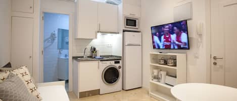 Standard-Studiosuite, 1 Queen-Bett und Schlafsofa | Eigene Küche