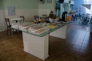 Frokostbuffé er inkludert hver dag