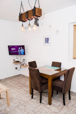 Apartment, 1 Queen Bed with Sofa bed, Sea View | In-room dining - Apartment Sea&Sky (Tivat)