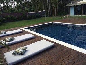 Piscine extérieure
