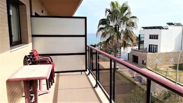 Standaard appartement, 1 slaapkamer | Uitzicht op straat