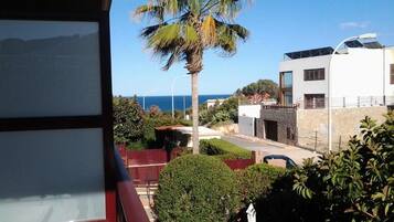 Studio Standard | Vue sur le jardin