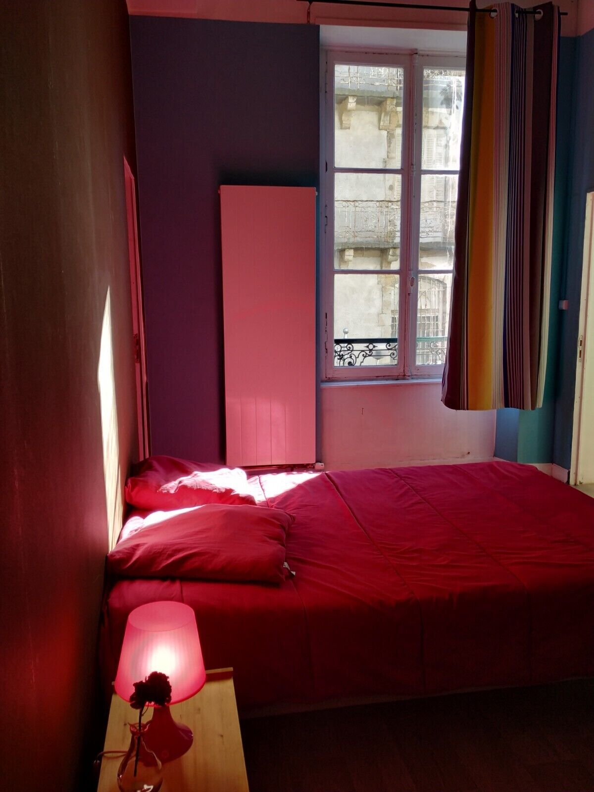 Large renovated apartment free wifi exceptional promo 1 week in August