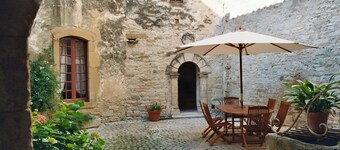 Chateau de la condamine, castel de siglo xv