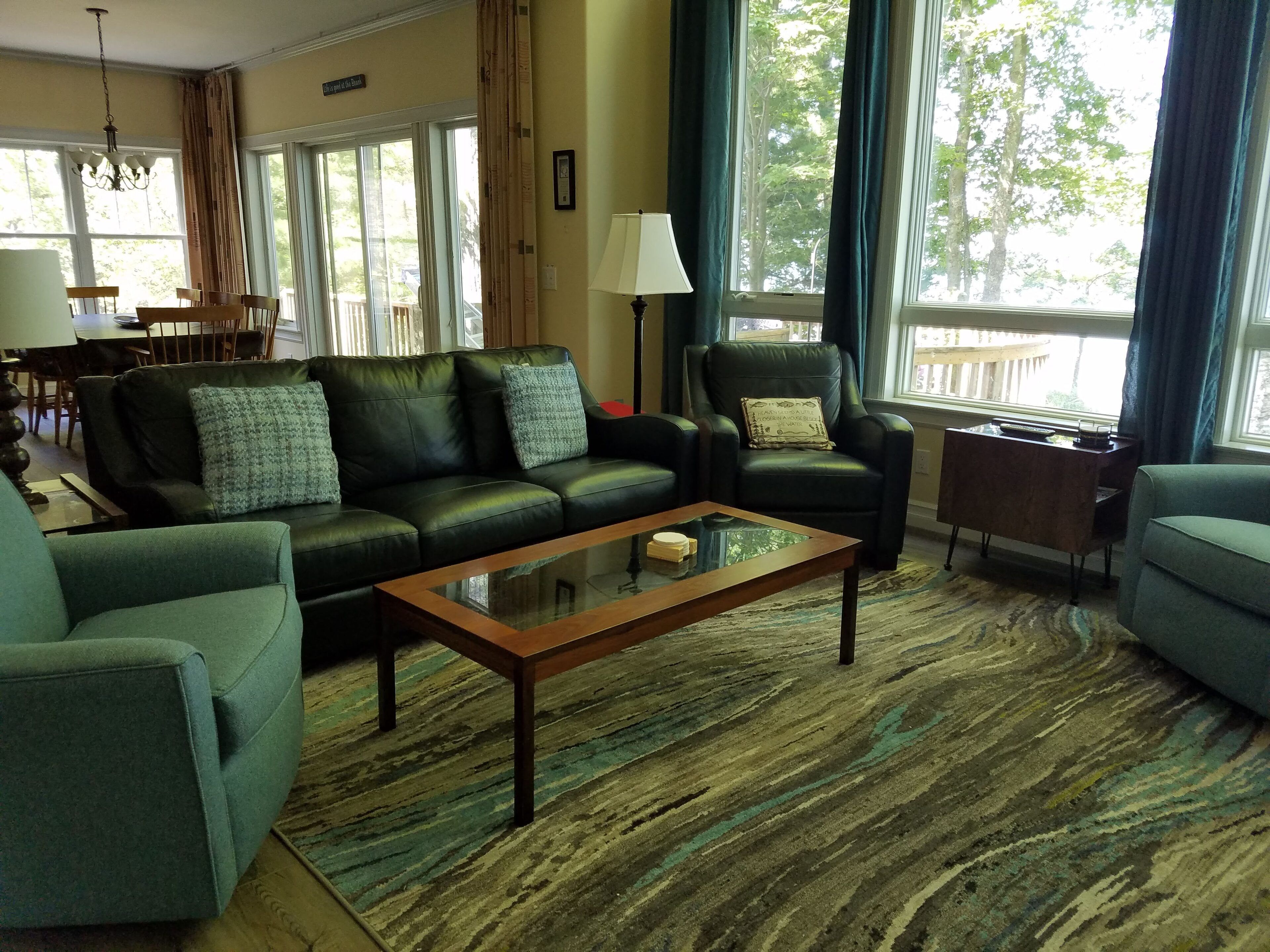 L-U-X on Lake Michigan. Private baths with every bedroom!! 