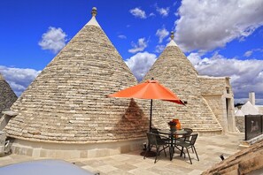 Room, 1 Bedroom, Pool View (Trullo Pirandello)