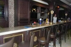 Bar (en la propiedad)