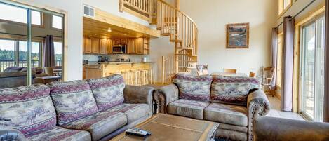 Smart TV, fireplace, DVD player