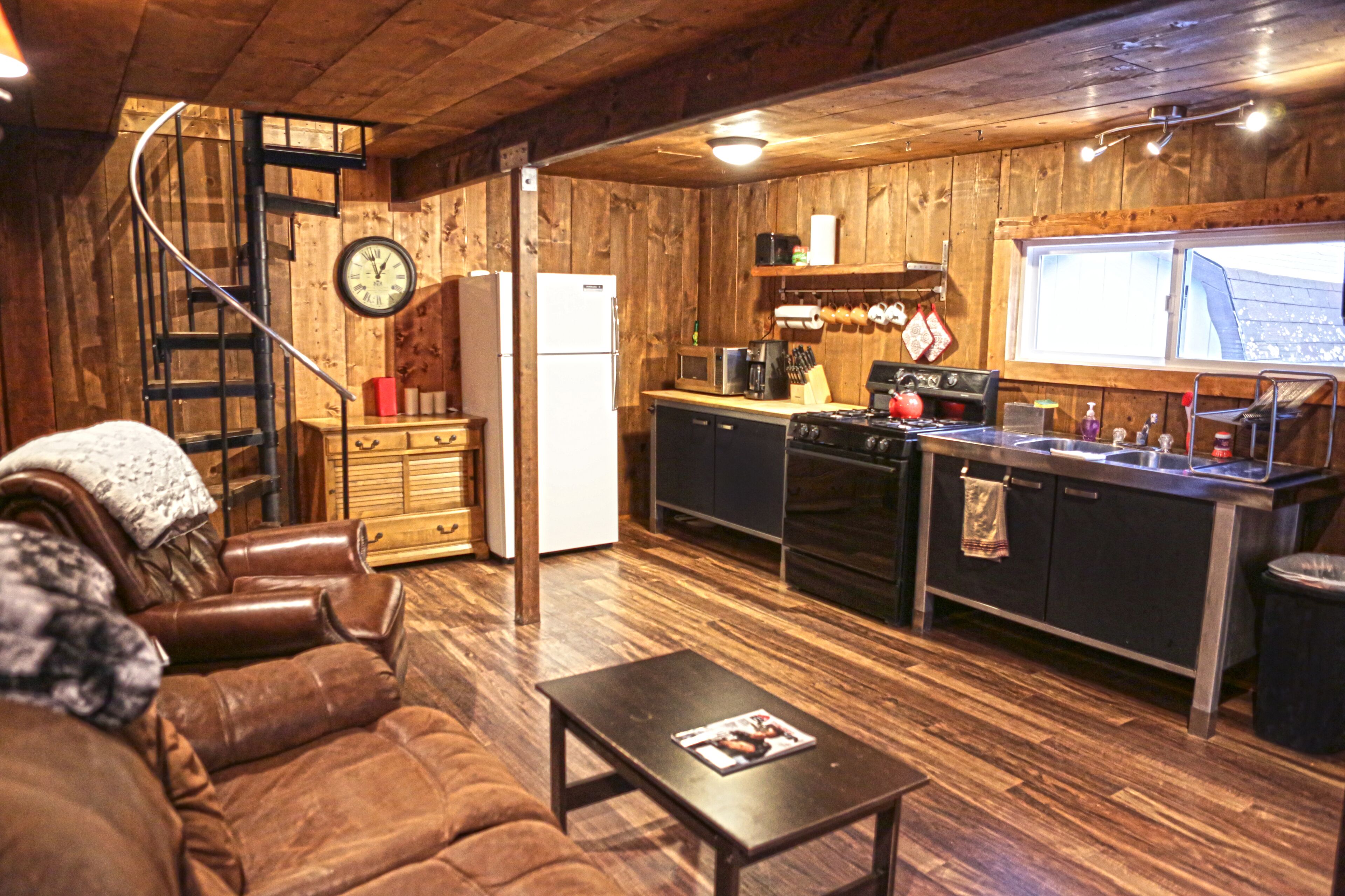 Cozy Mountain Retreat in a Great Location!