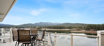 Riverside Condo - Gorgeous Spokane River View