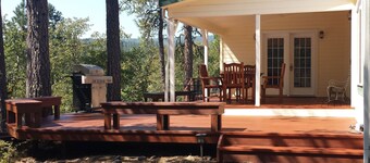 Évasion de la rivière Rogue - 19 acres sur la rivière Rogue