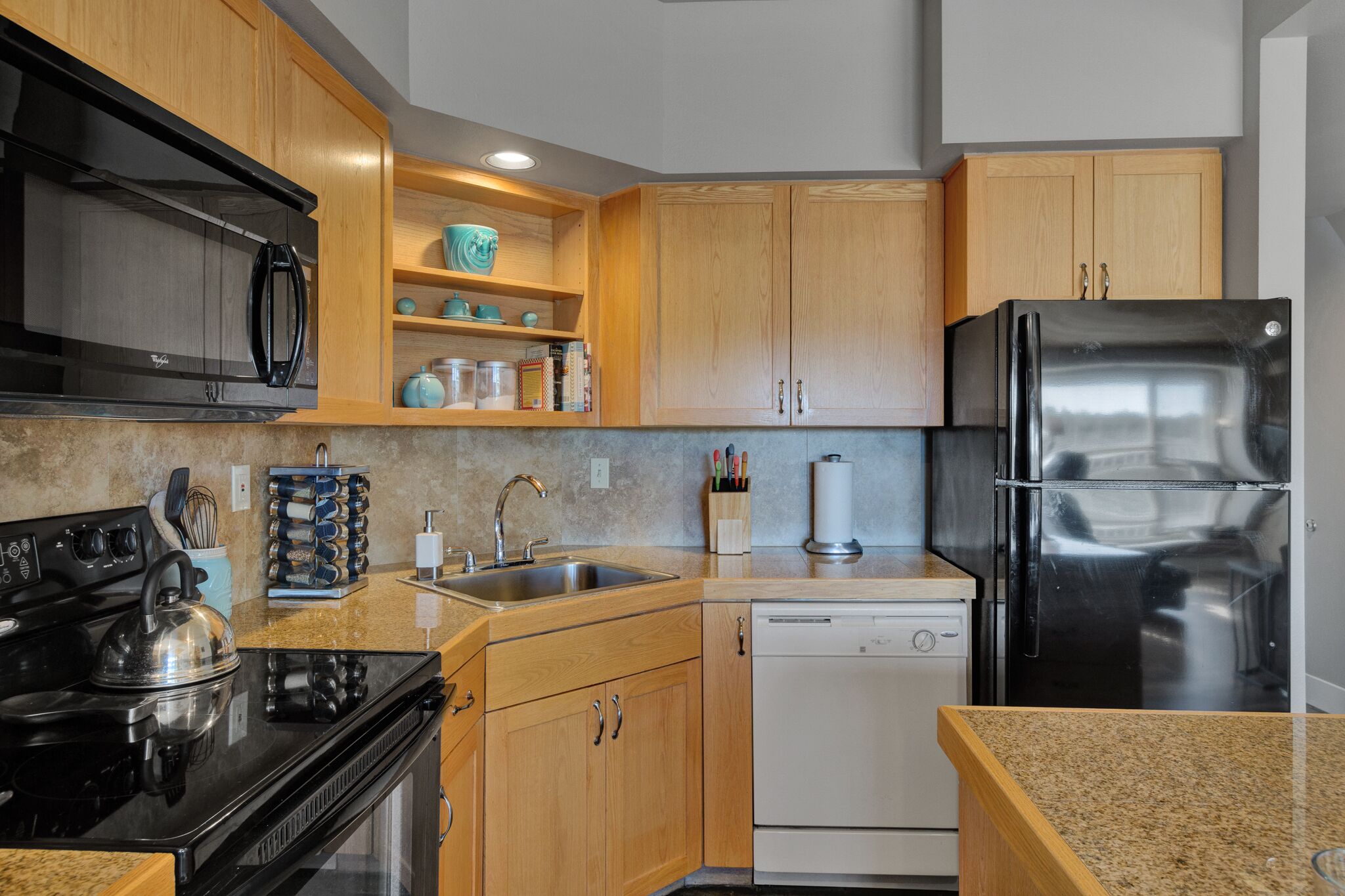 Overlooks Deschutes River, Dog Friendly