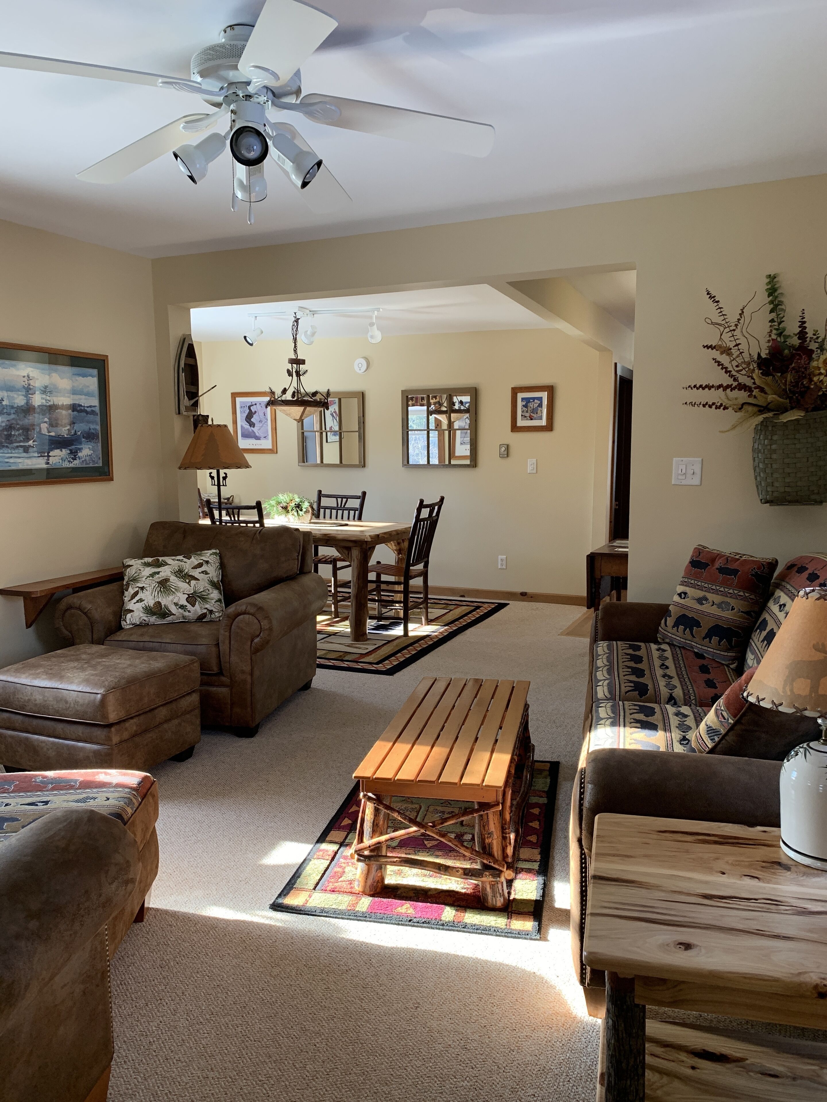 Walk to Main Street and Mirror Lake