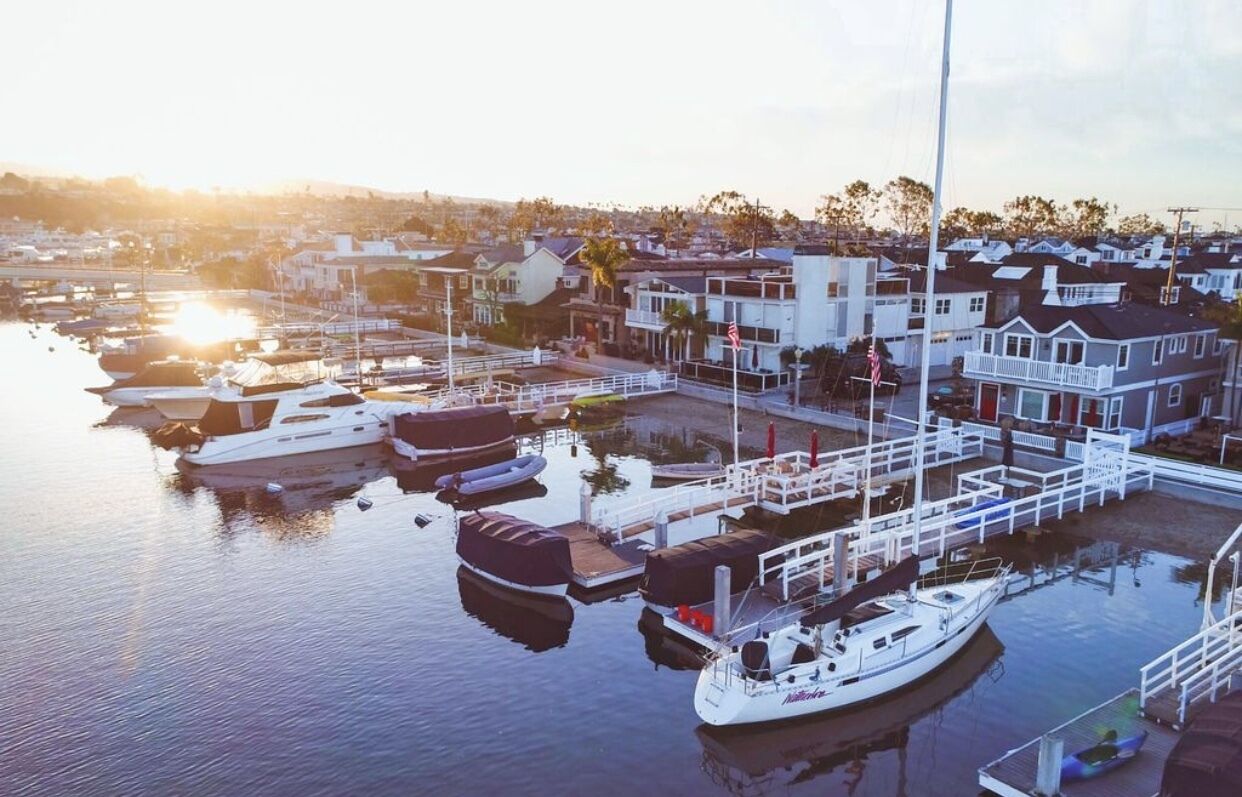 Balboa Island Bayfront Beach House with A Share Private Dock  !!!