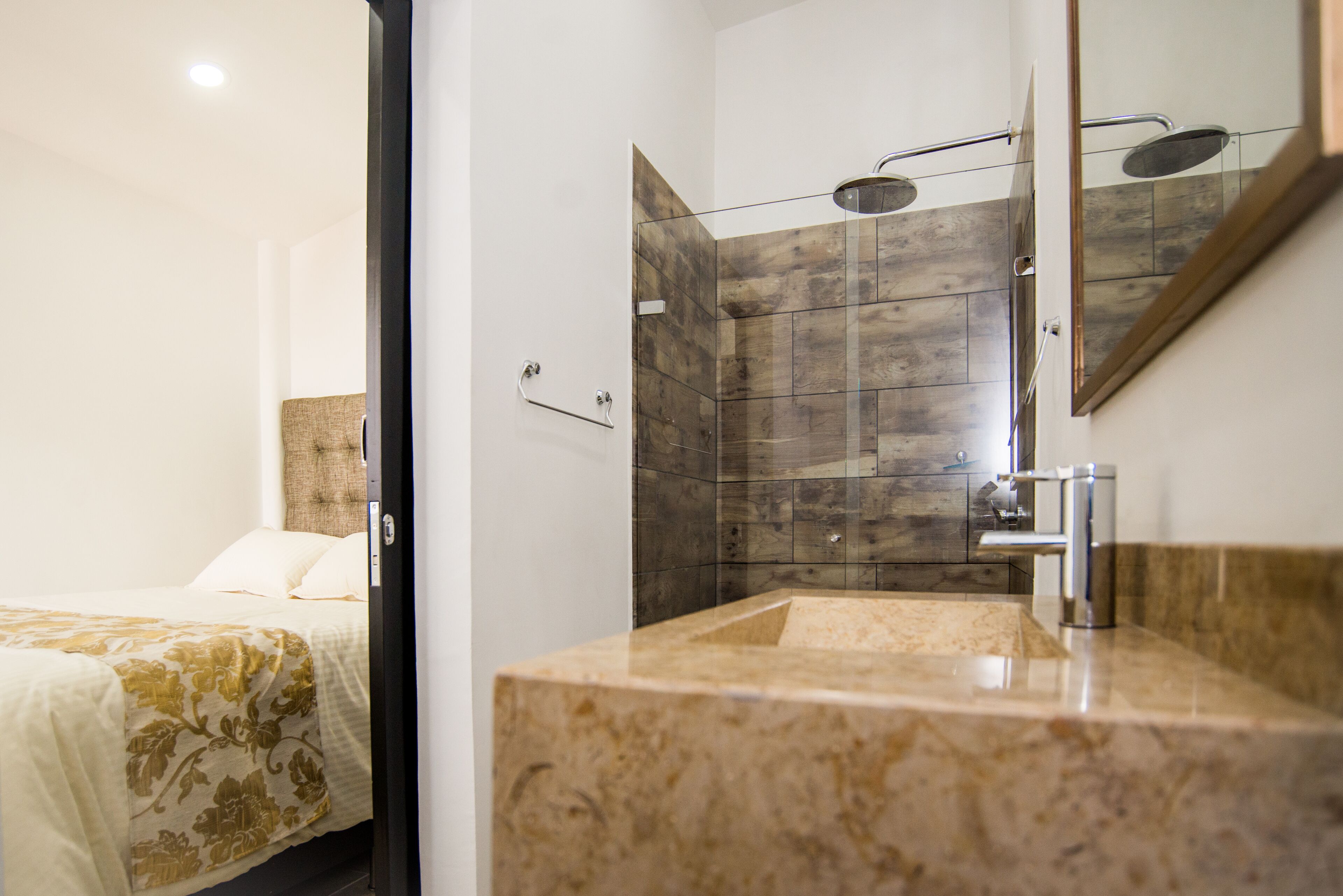 Parque LLeras Poblado 11 Bedrooms