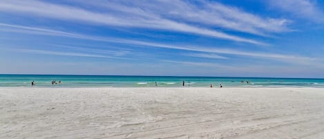 Beach nearby, sun-loungers, beach towels