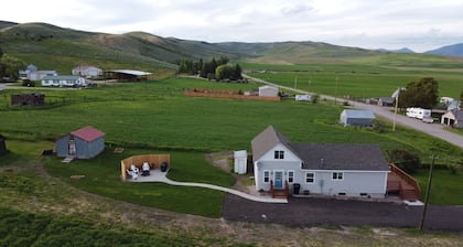 Komplett umgebaute Hütte in der ruhigen Gemeinde Bern. Minuten nach Bear Lake
