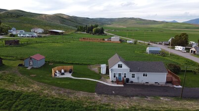 Cambria's Country Cottage - the perfect getaway