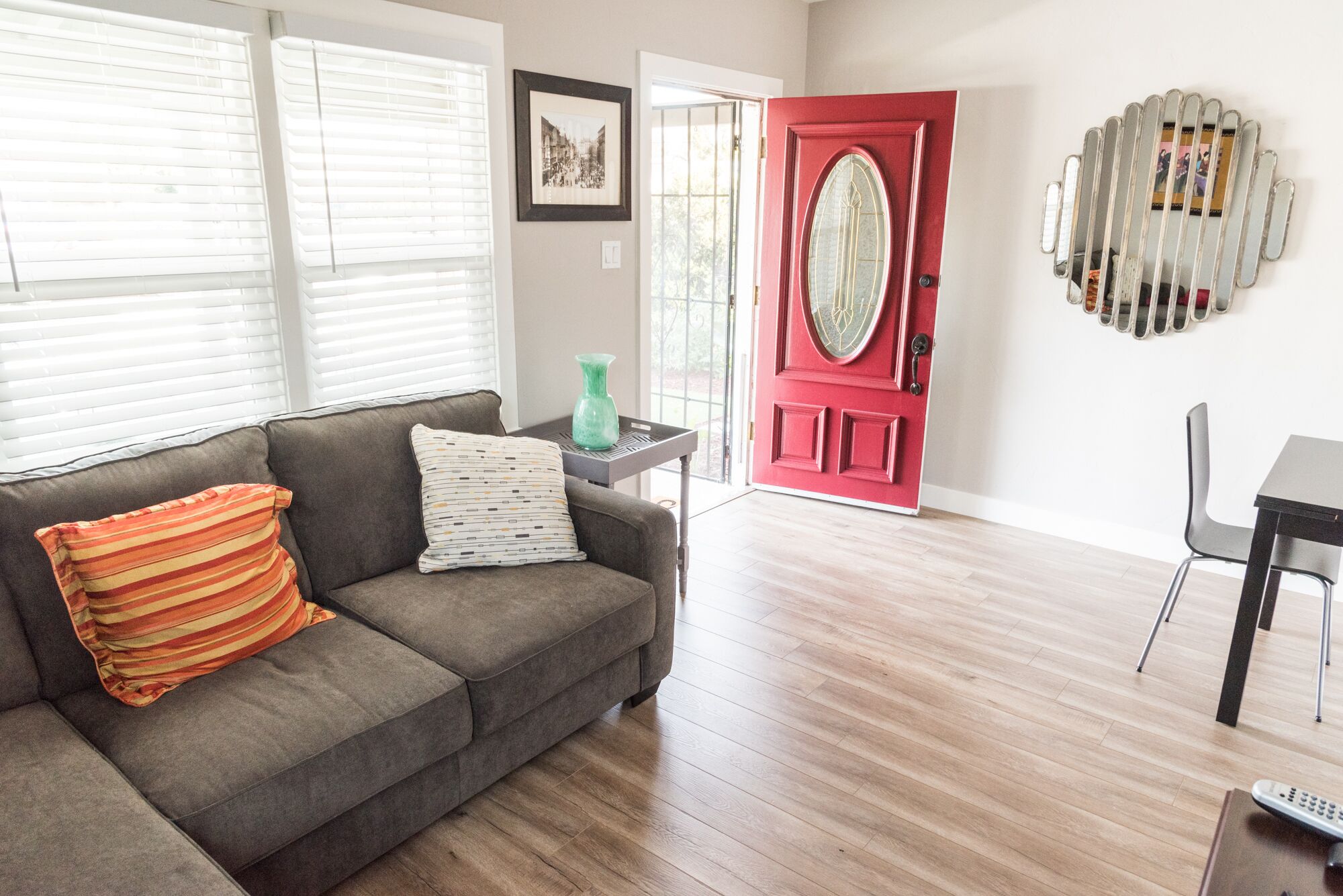 San Jose Downtown remodeled 2 Br apartment (Unit A)