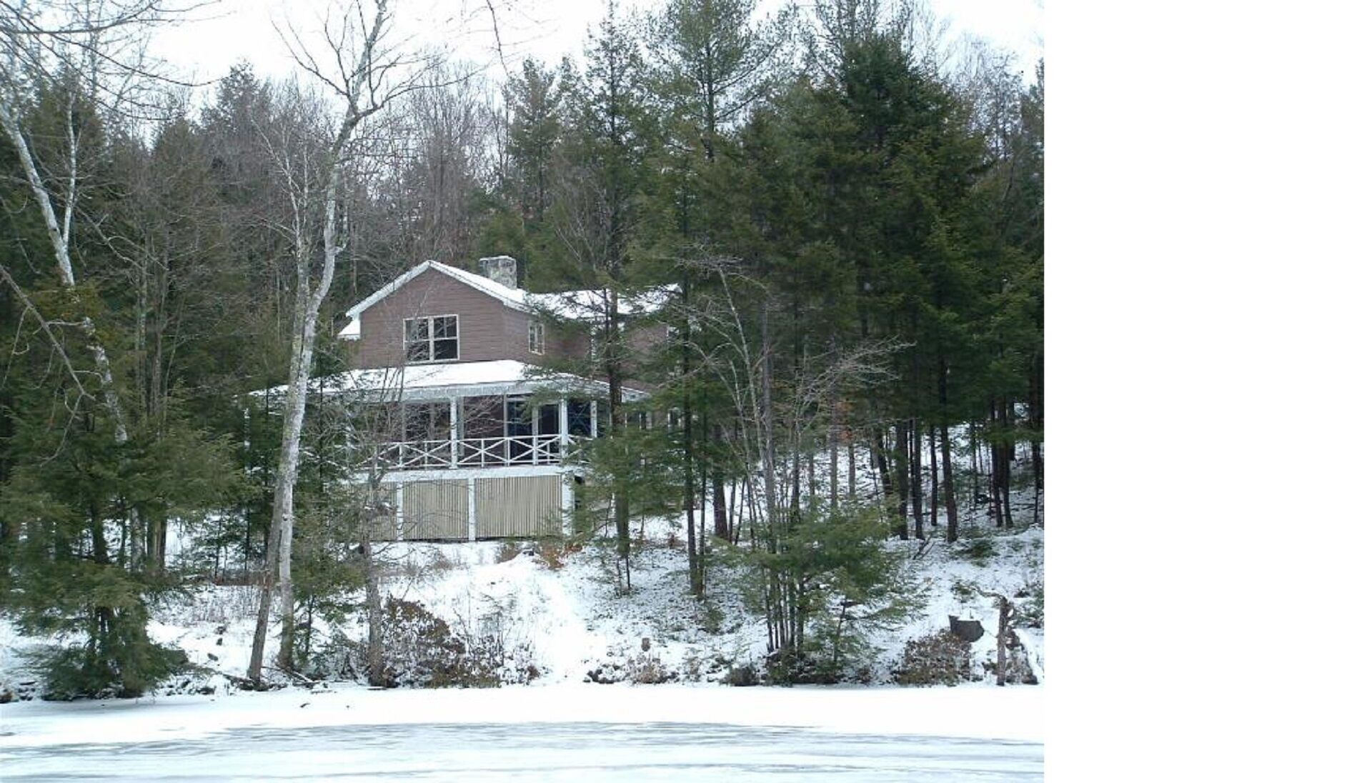 Comfortable Cabin On Pond Near Ski Areas Sunapee And Ragged, Golf 5 minutes away