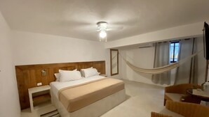 Suite Premium, 1 cama de matrimonio grande | 1 dormitorio, wifi gratis, decoración individual y mobiliario individual