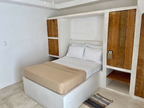 Deluxe Suite, 1 Double Bed | 1 bedroom, individually decorated, individually furnished, free WiFi - MIO Cancún Hotel Boutique (Cancun)