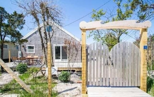 Beach Paradise- Ocean Bay Park Fire Island Sleeps 10