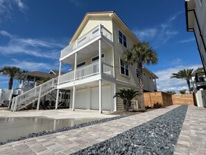 Exterior - No Road To Cross!  Private Pool and Private Beach, 3 Bedroom & 3 Bathroom  (Miramar Beach)