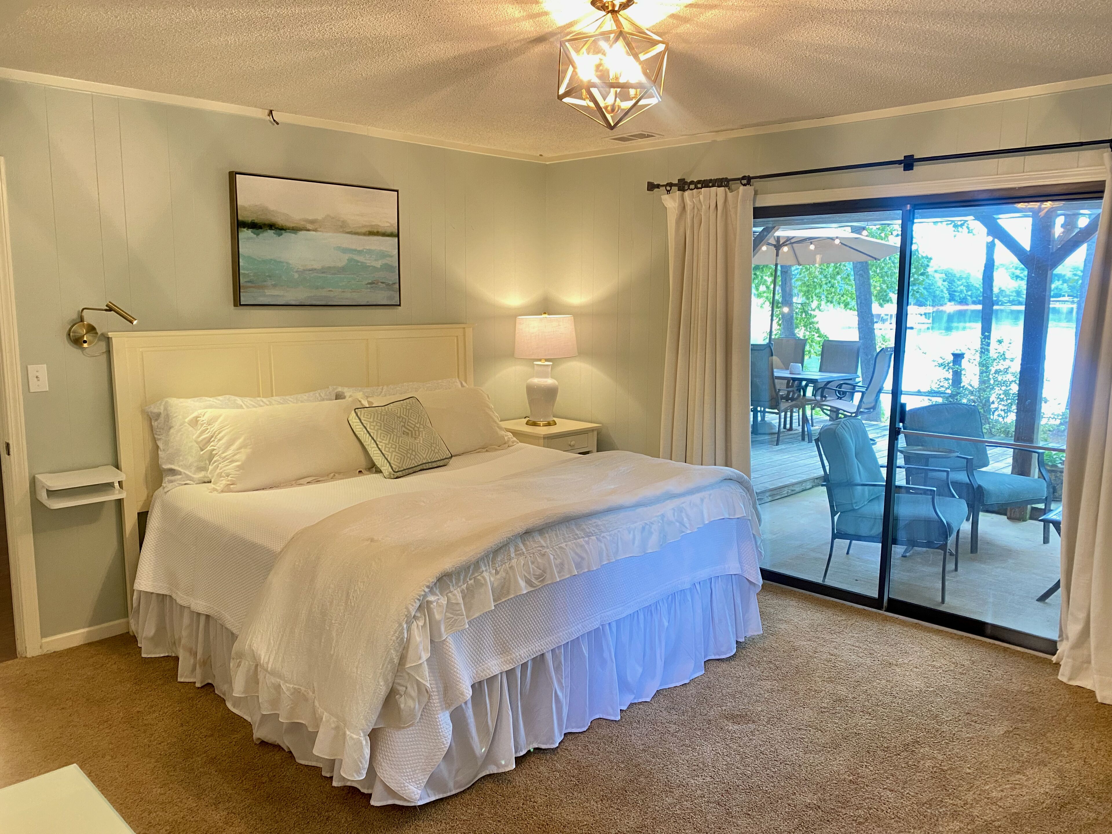 New to the Rental Market!  Lake Hartwell, Deep Water, Convenient to Clemson!