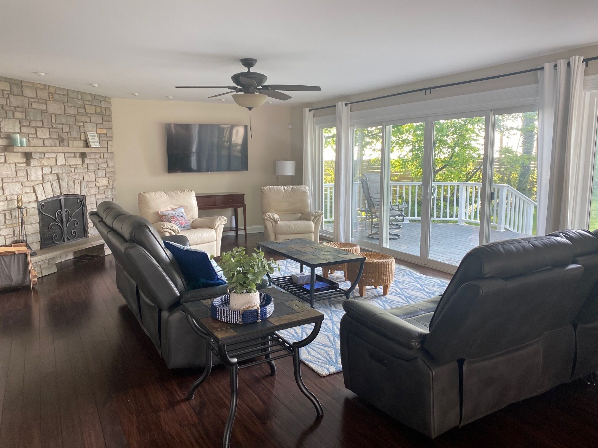 Gorgeous House Overlooking Lake Michigan