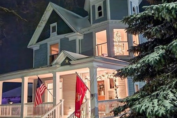 Christmas at the Ardis is magical!