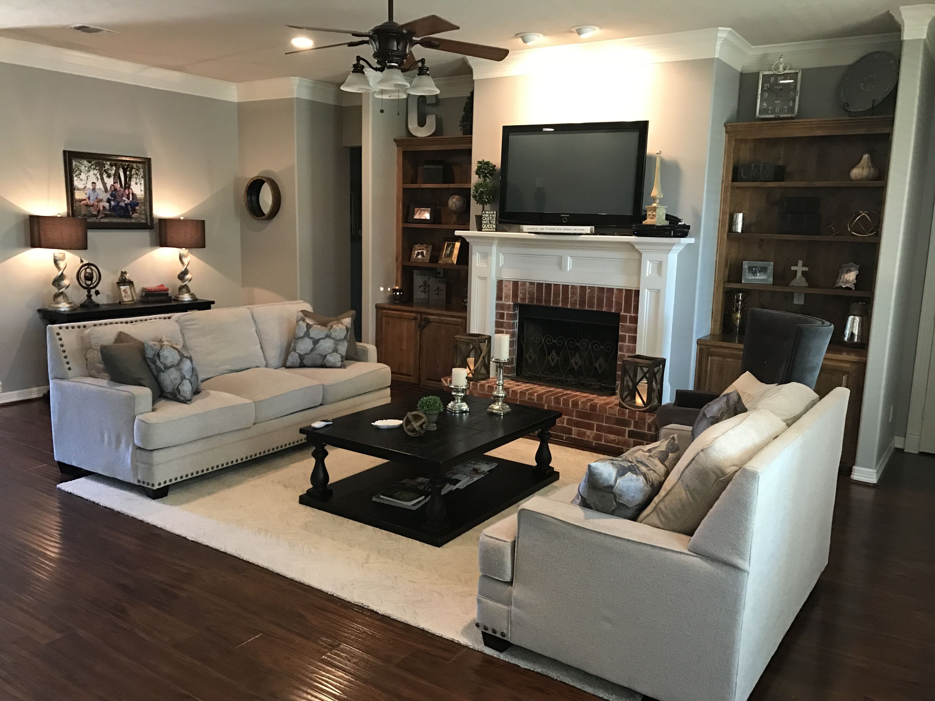 Large 5 Bedroom Custom Home in Aggie-land, Fantastic location