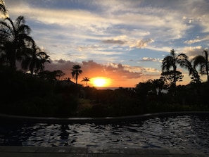 A heated pool - Just another day in Paradise! (Wailea-Makena)