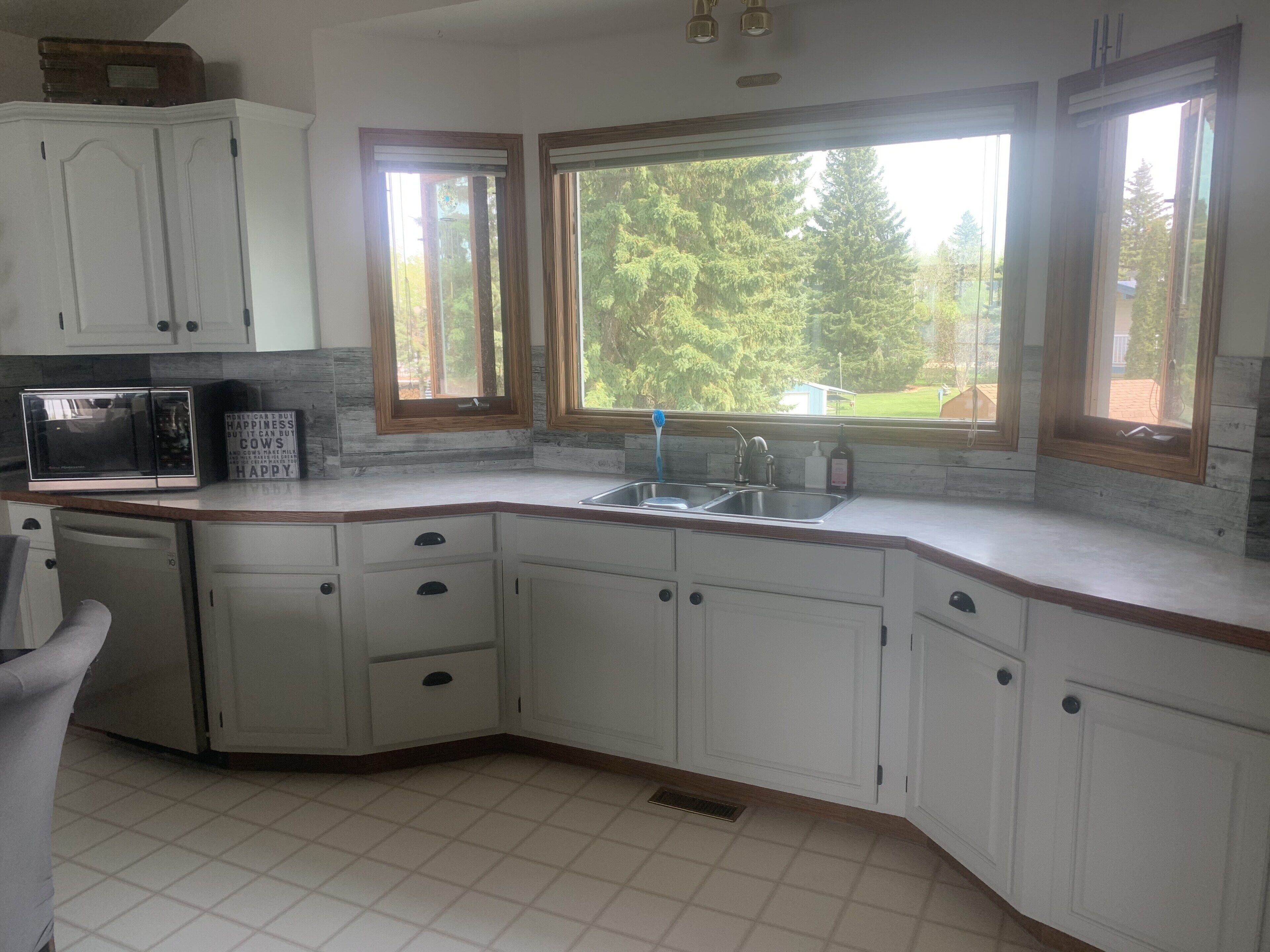 Lake View Home at Wilson's Beach, Gull Lake, AB