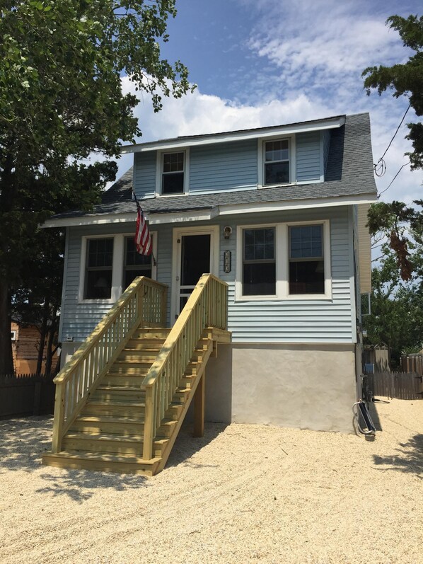 New England Style with LBI Charm Ship Bottom Vrbo