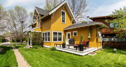 TARIFAS REDUCIDAS EN OCT / NOV / DEC-¡Lo mejor del centro de Bozeman! 2 VRBO's en esta propiedad