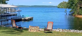 Restez sur le lac Kentucky!  Utilisez le dock sur les photos!