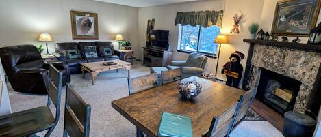 TV, fireplace, DVD player