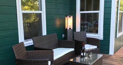 Green House on the River, Walk to Gruene Hall!