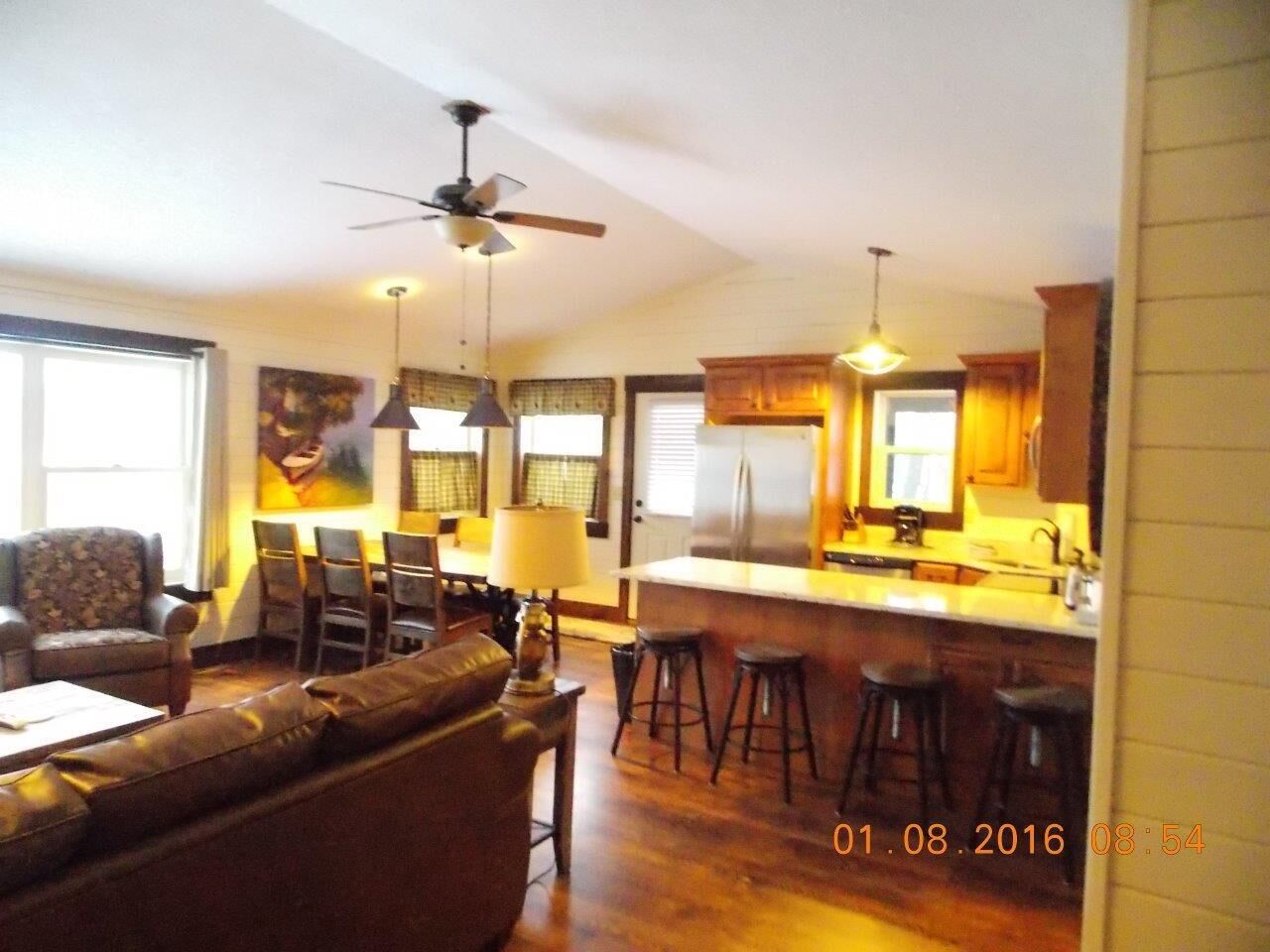 Newly Remodeled Resort Cottage on Gull Lake