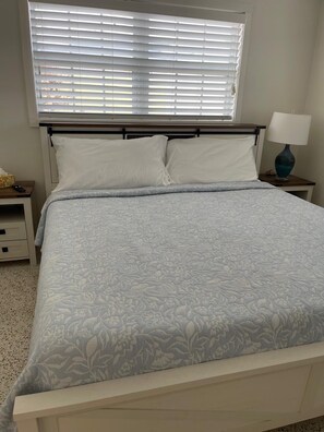 4 chambres, fer et planche à repasser, Wi-Fi, draps fournis