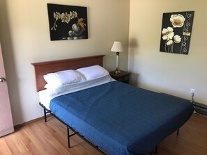 Kamar Standar, 1 Tempat Tidur Queen, Bebas Asap Rokok, pemandangan gunung | Wi-Fi gratis dan seprai linen