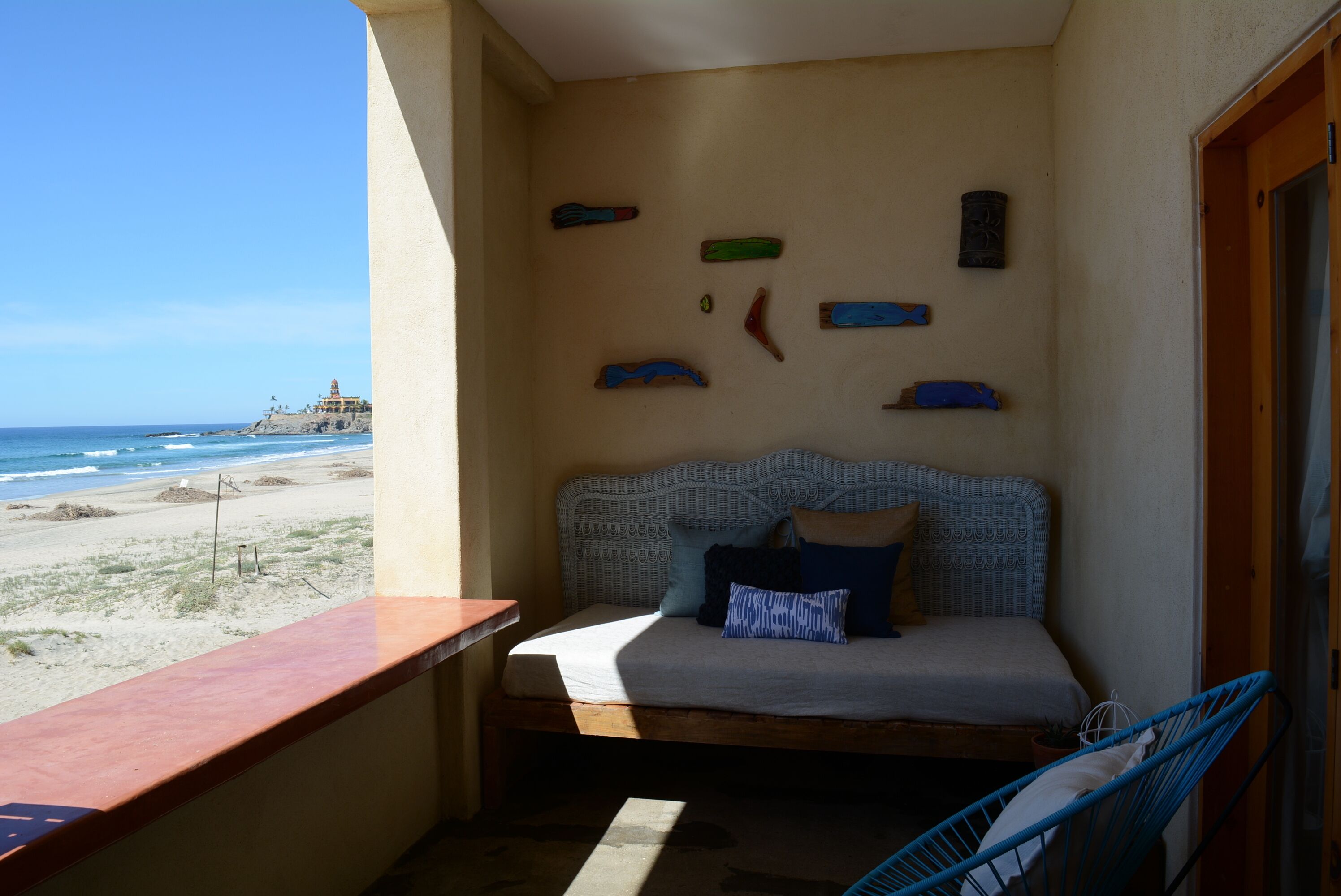 Spacious beachfront condo on Cerritos Beach