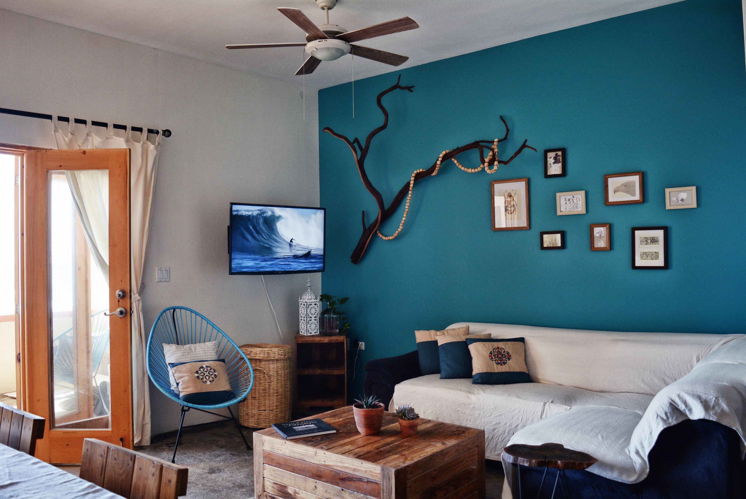 Spacious beachfront condo on Cerritos Beach