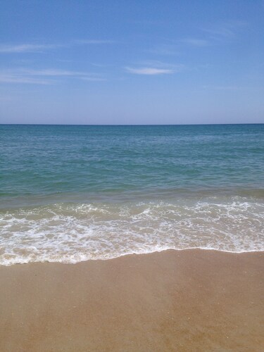6th House From Private Beach Access! Steps to Duck Town! 3 Bed, 2 Bath.
