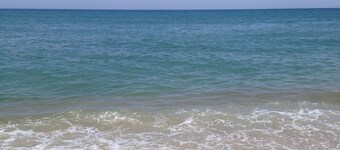 6th House From Private Beach Access! Steps to Duck Town! 3 Bed, 2 Bath.