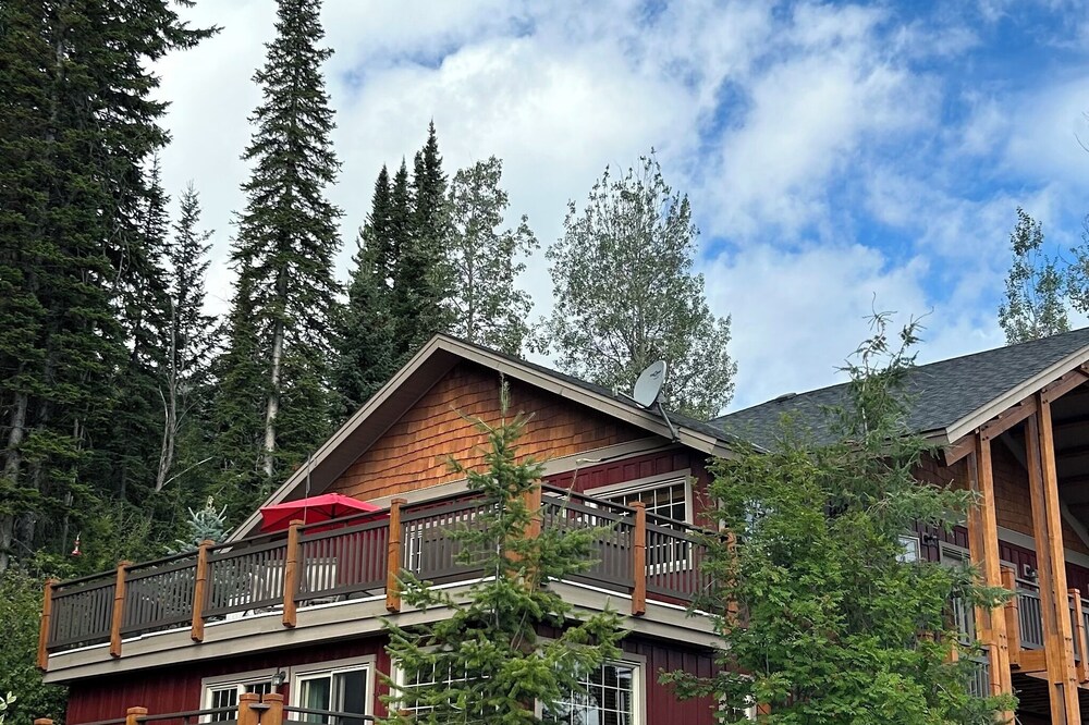 Top Floor Ski In/Out Luxury Townhouse-Best Aspen Location